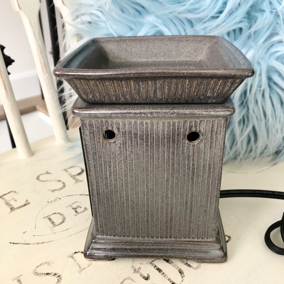 Scentsy Warmer, Jane, Full Size, Grey, Retired - Picture 7 of 16